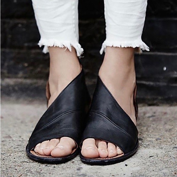 Free People Black Leather Wrap Bootie Sandals - Picture 4 of 16